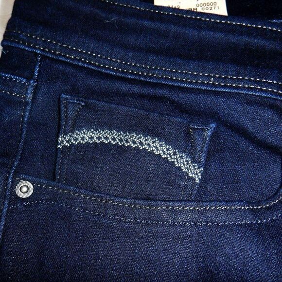 Levis 512 Perfectly Shaping Bootcut blue jeans NWT - Picture 7 of 7